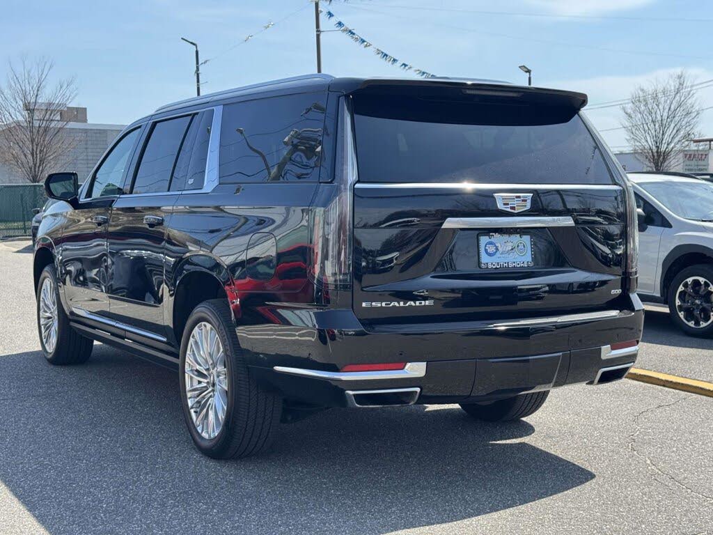 Spacious 2025 Cadillac Escalade ESV