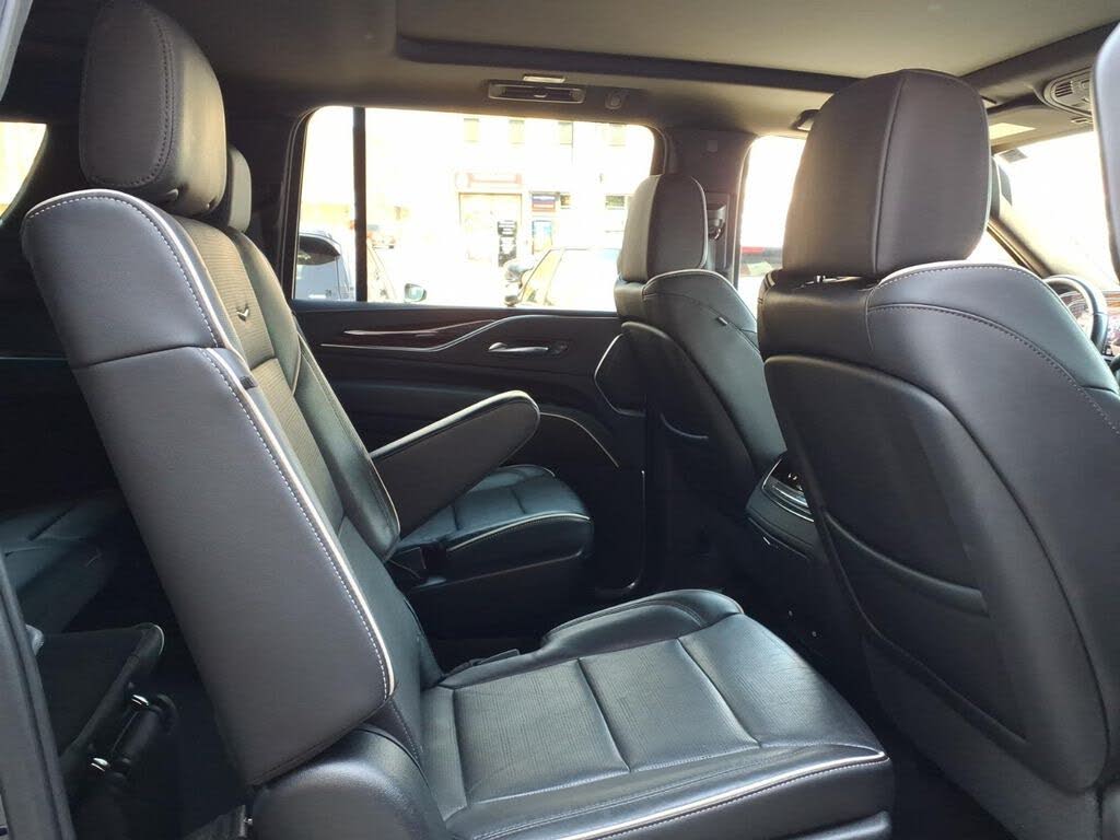 Used 2022 Cadillac Escalade ESV Luxury SUV