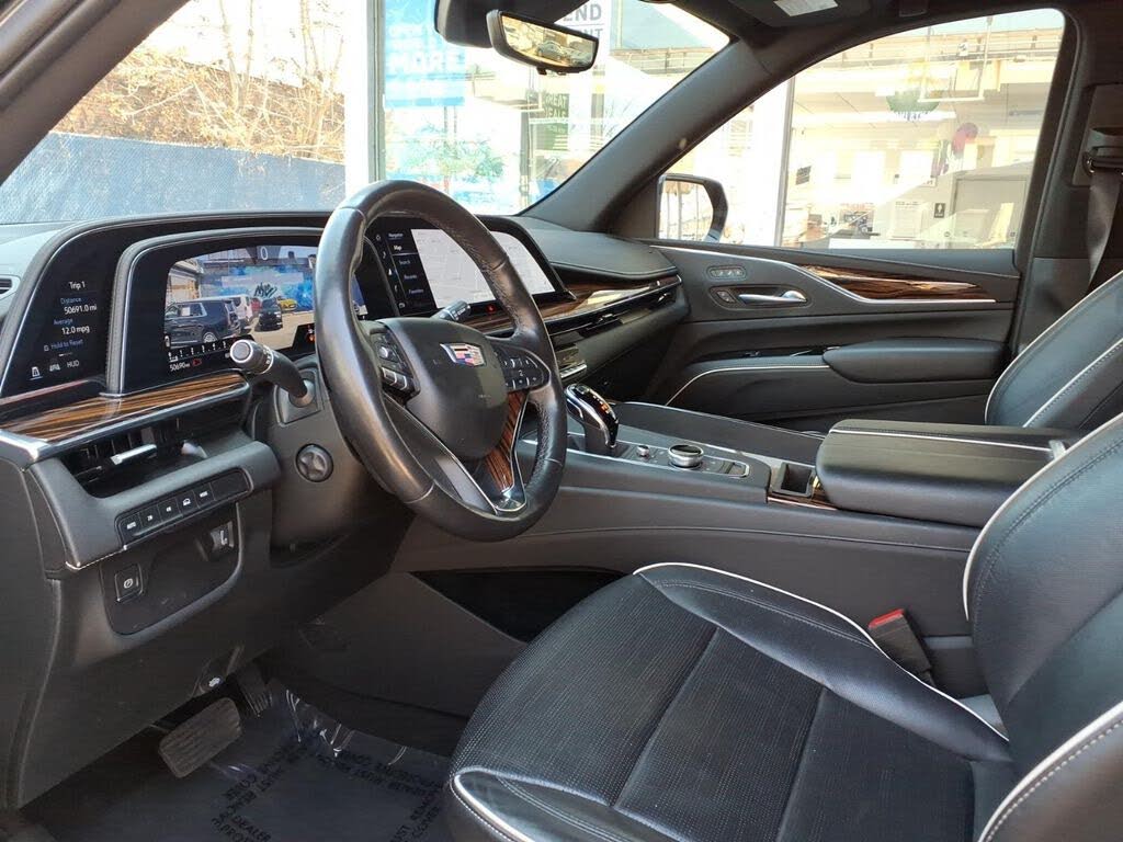 Used 2022 Cadillac Escalade ESV Luxury SUV