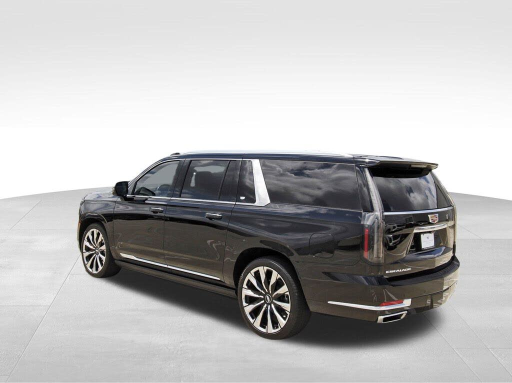 2026 Cadillac Escalade ESV Platinum Luxury – Power, Comfort & Style
