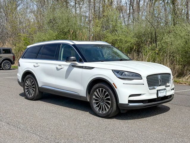 2022 Lincoln Aviator Standard