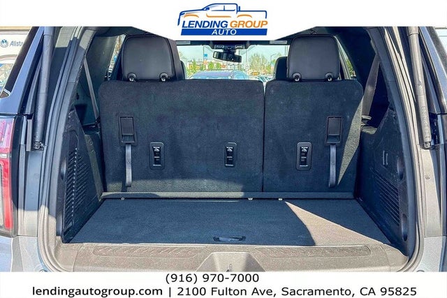 2022 Chevrolet Suburban LT RWD