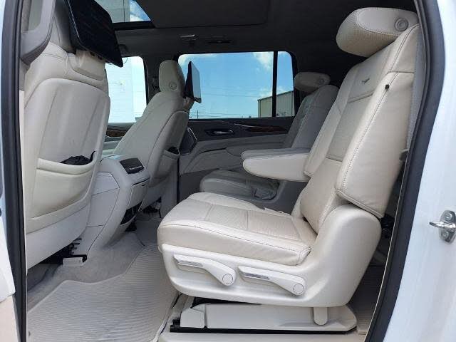 2024 Cadillac Escalade ESV Platinum – Powerful & Elegant