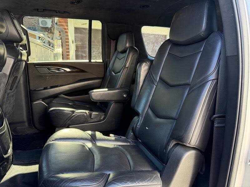 2018 Cadillac Escalade ESV Platinum 4WD Luxury SUV