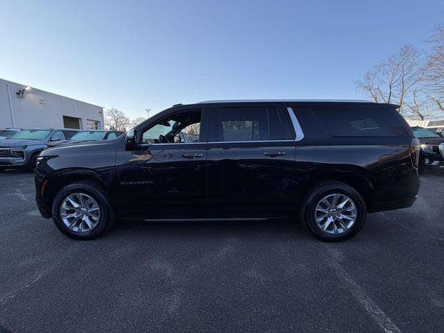 2025 Chevrolet Suburban Premier 4WD