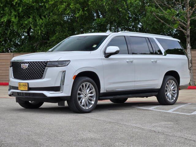 Luxury Meets Power in the 2024 Cadillac Escalade ESV Premium Luxury 4WD