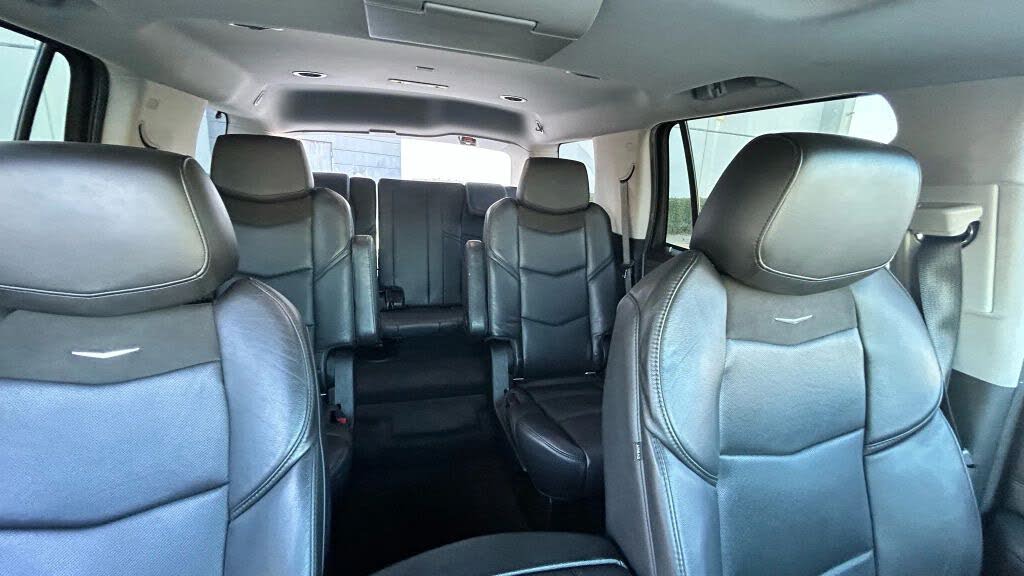 Spacious & Powerful 2018 Cadillac Escalade