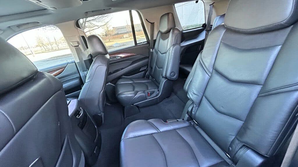 Spacious & Powerful 2018 Cadillac Escalade