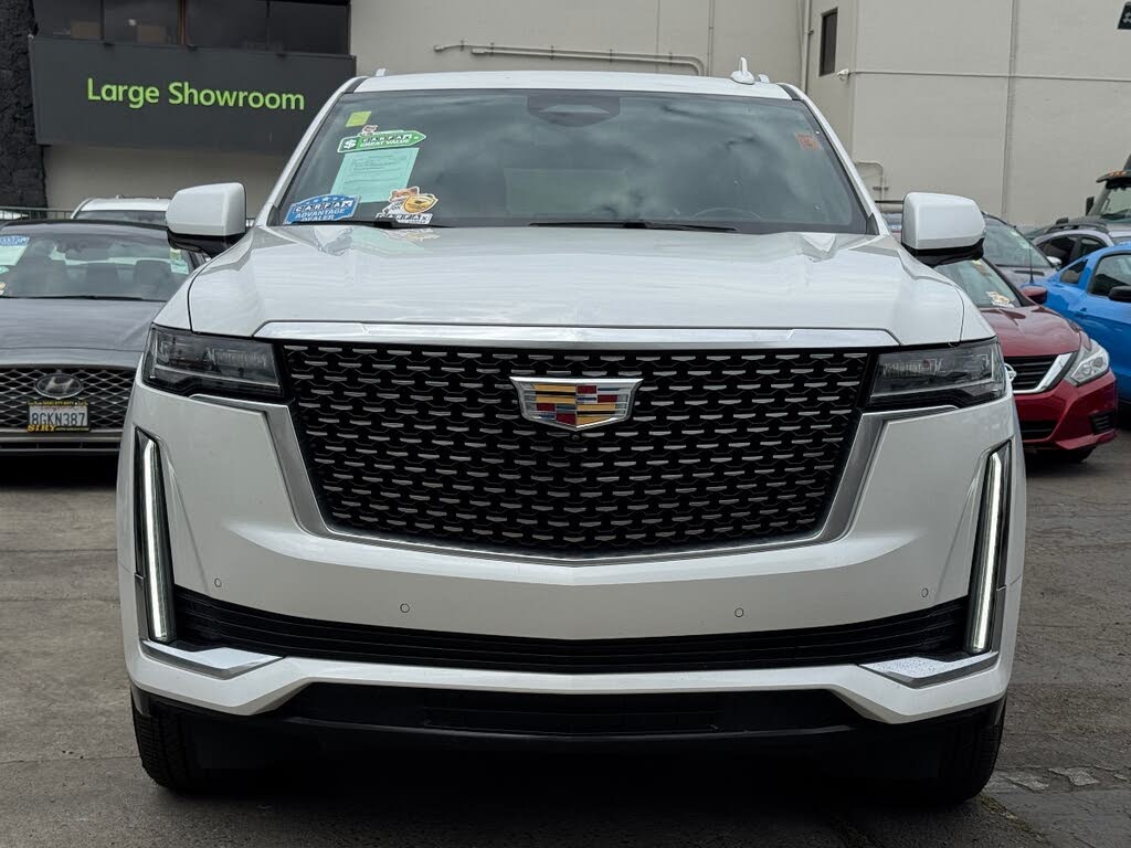 2022 Cadillac Escalade Luxury Edition – Strong and Spacious