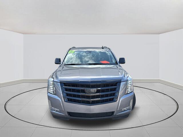 Luxury Full-Size SUV: 2020 Cadillac Escalade 4WD with Advanced Safety Features