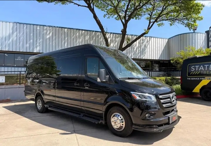 2024 Mercedes Benz Sprinter