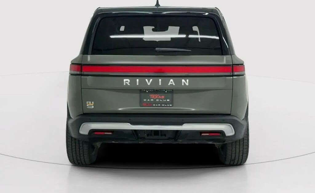 2022 Rivian R1S Launch Edition AWD – Luxury Electric SUV