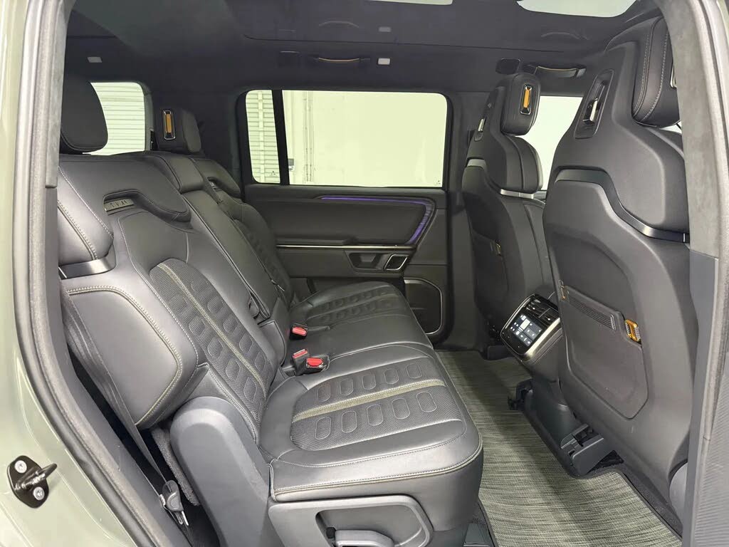 2022 Rivian R1S Launch Edition AWD – Luxury Electric SUV