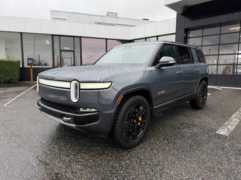Premium All-Electric 2023 Rivian R1S SUV – AWD Performance