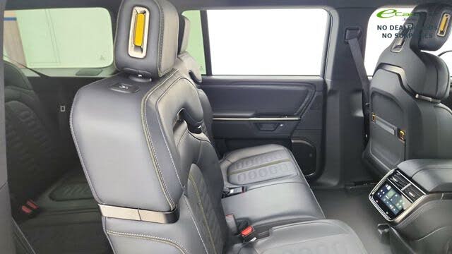 2025 Rivian R1S Adventure AWD – Low Mileage Luxury Electric SUV