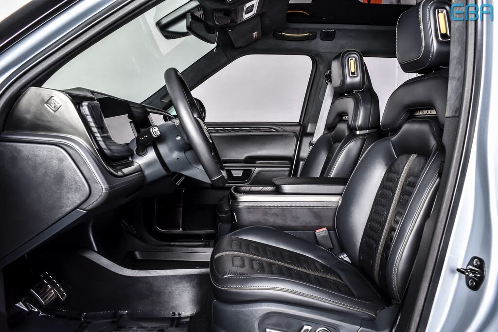2023 Rivian R1S Adventure Edition – Luxury, Power & Long Range EV