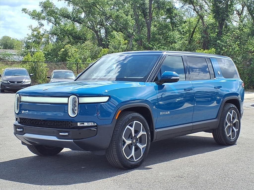 2024 Rivian R1S for Sale – Luxury Electric SUV with Low Miles