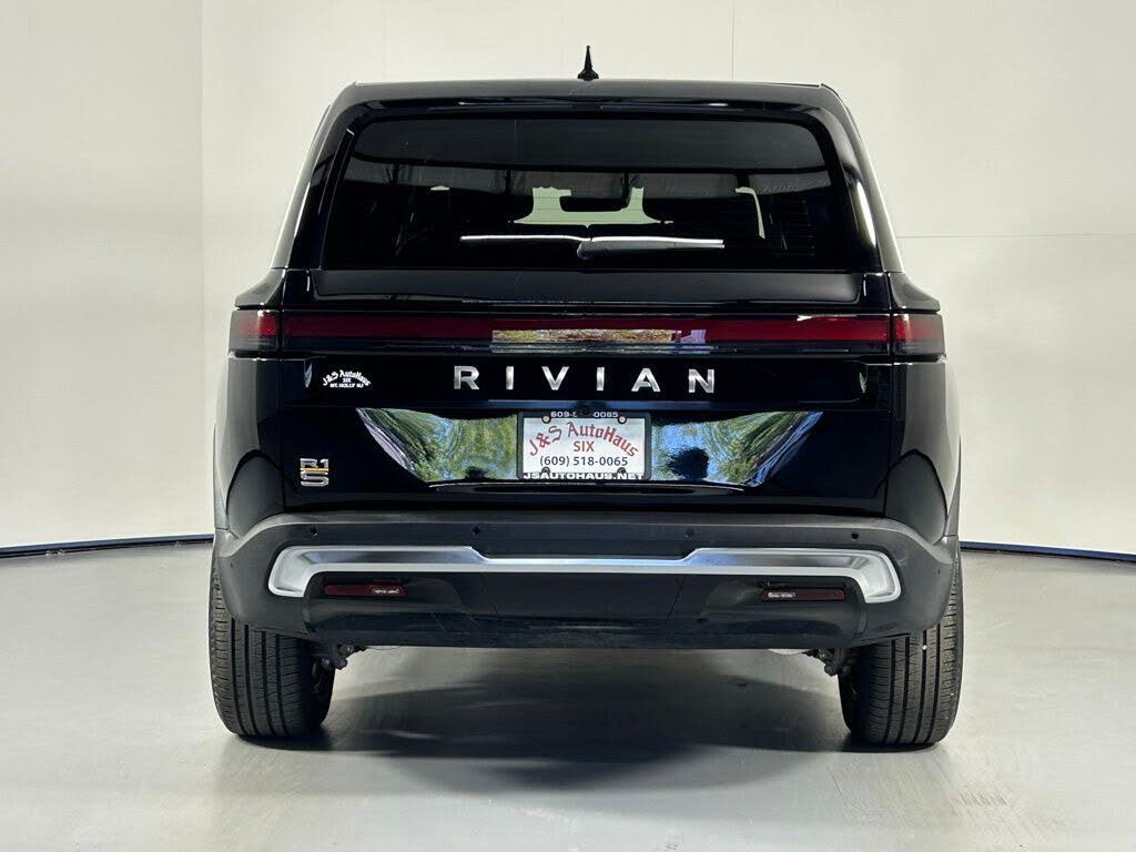 2023 Rivian R1S Adventure – Quad Motor Power & Luxury Comfort