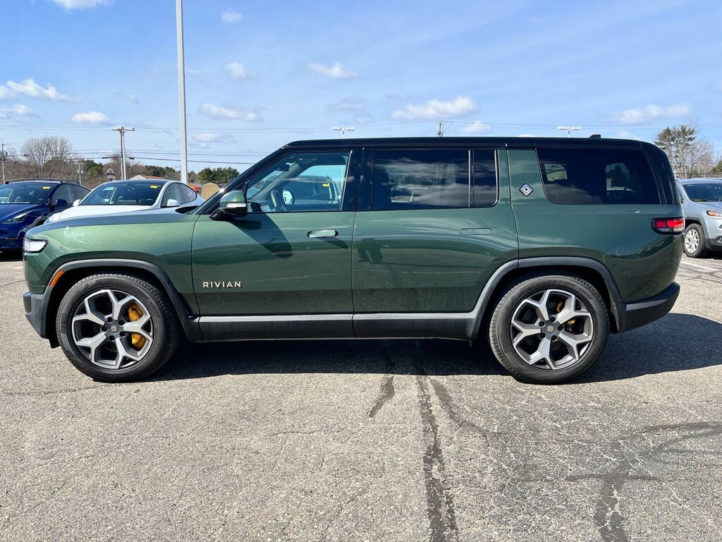 2024 Rivian R1S – Premium Used EV SUV