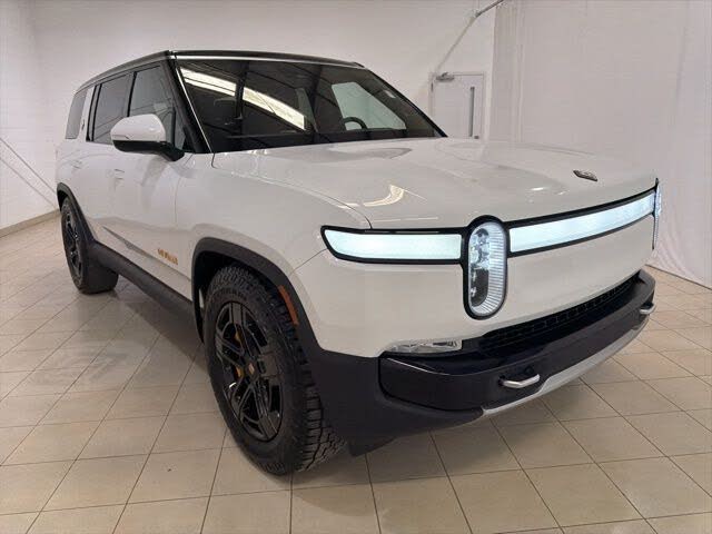 2023 Rivian R1S AWD EV – Premium Performance SUV