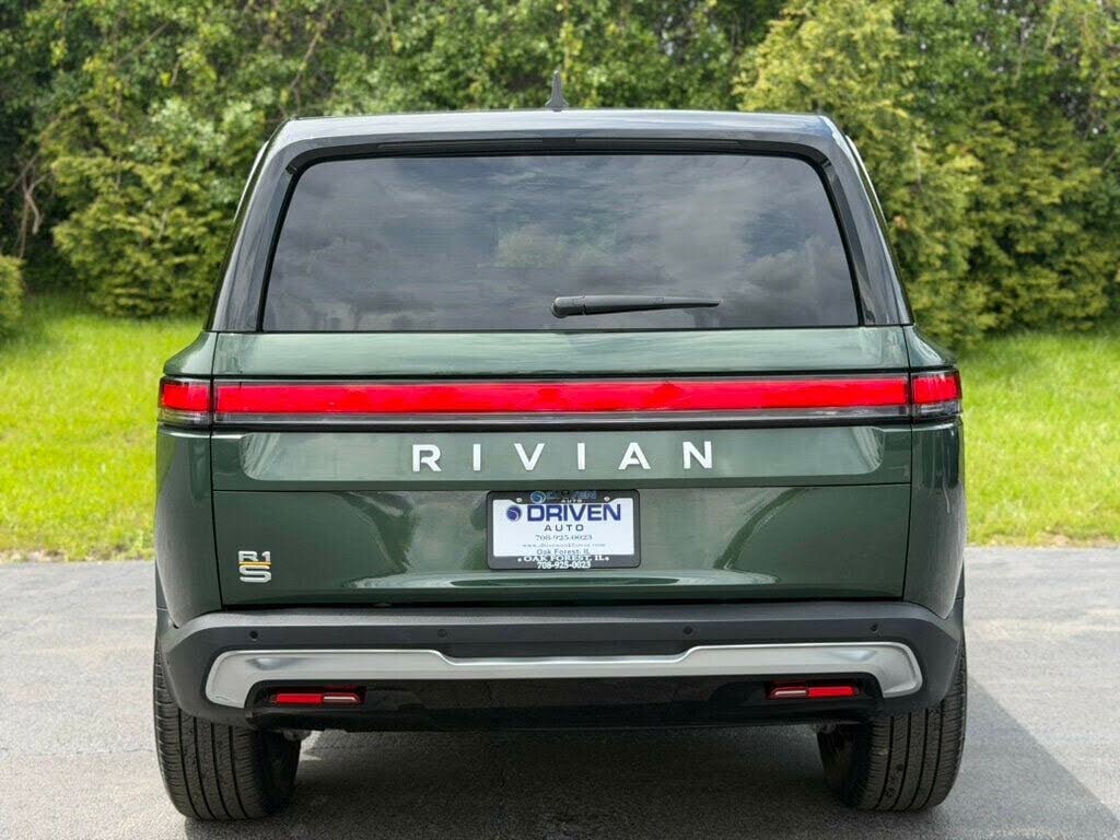 Premium 2022 Rivian R1S AWD SUV with Luxury Interior
