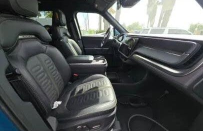 2025 Rivian R1S Adventure Dual Motor AWD