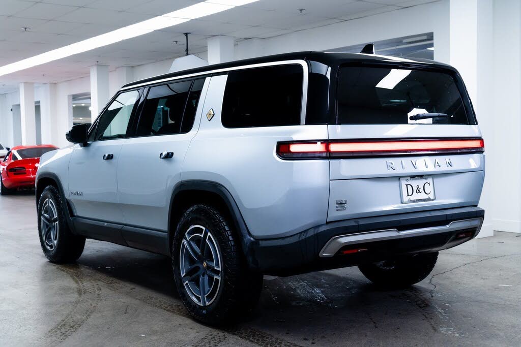 Luxury AWD Performance in the 2026 Rivian R1S