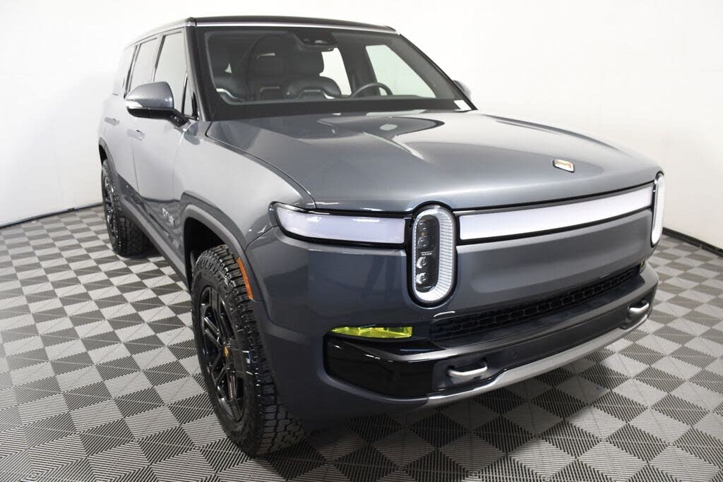 2024 Rivian R1S Luxury EV SUV