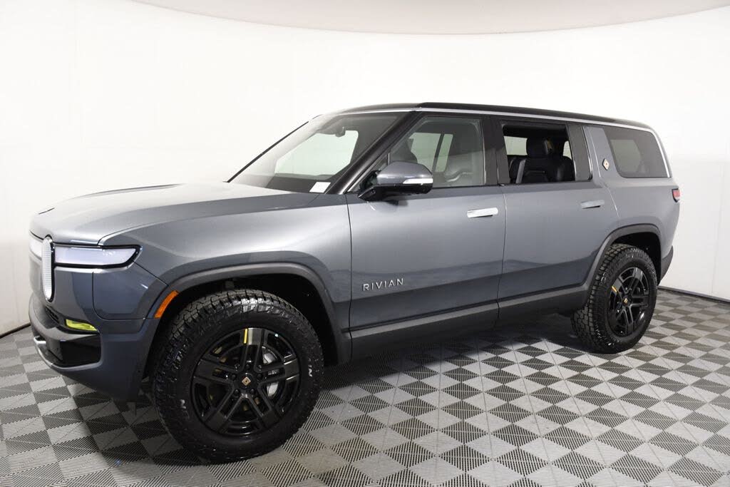 2024 Rivian R1S Luxury EV SUV
