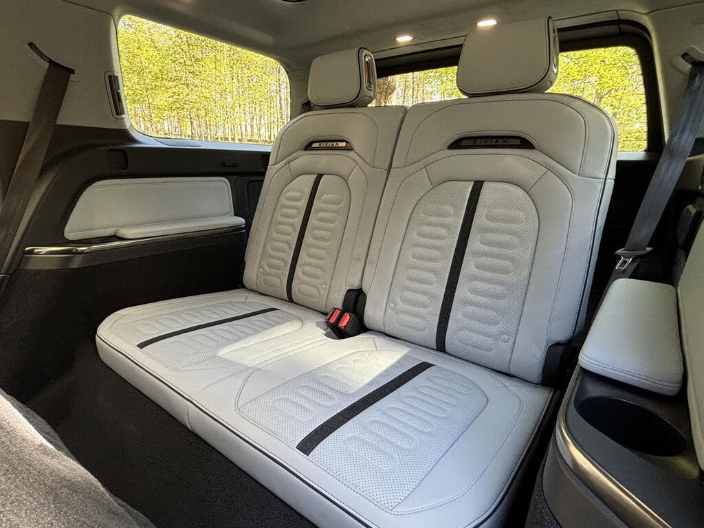 Premium 2023 Rivian R1S Electric SUV