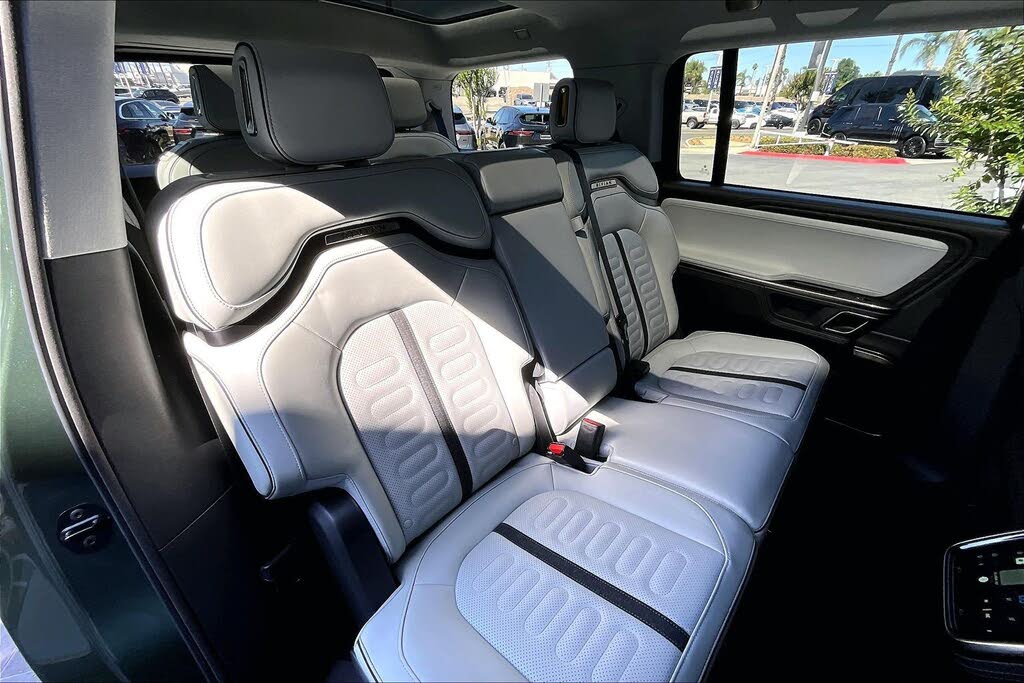 2024 Rivian R1S Adventure AWD –  Luxury EV SUV