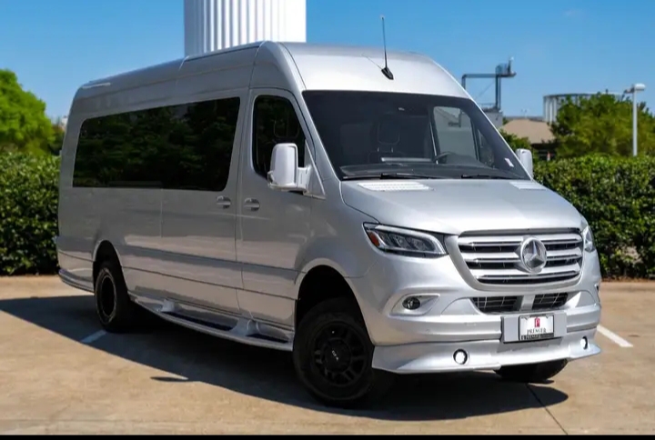2023 Mercedes Benz Sprinter 3500XD