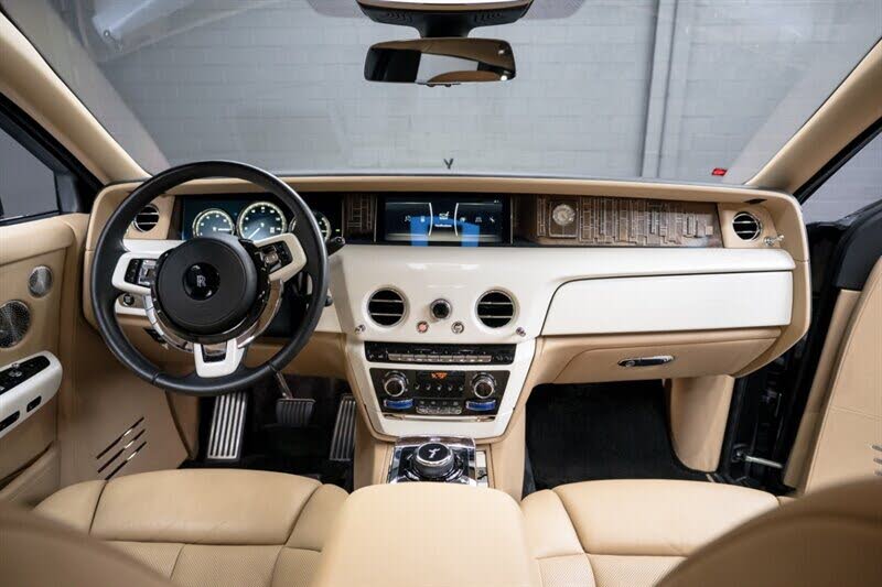 2019 Rolls-Royce Phantom RWD