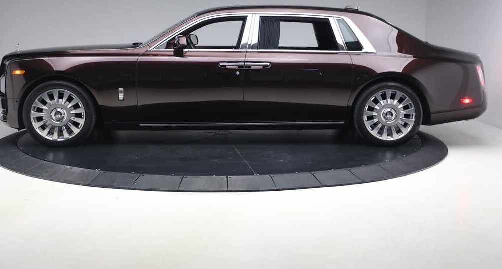 2018 Rolls-Royce Phantom RWD Luxury Sedan
