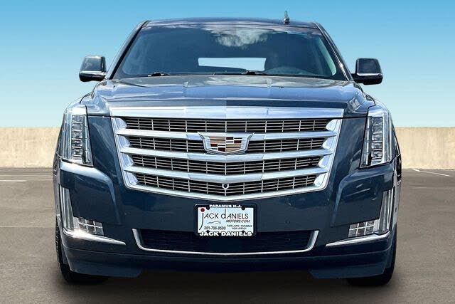 Luxury Meets Power in This 2019 Cadillac Escalade