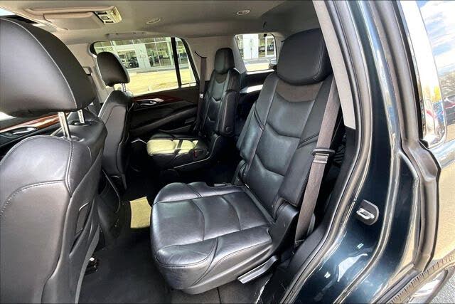 Luxury Meets Power in This 2019 Cadillac Escalade