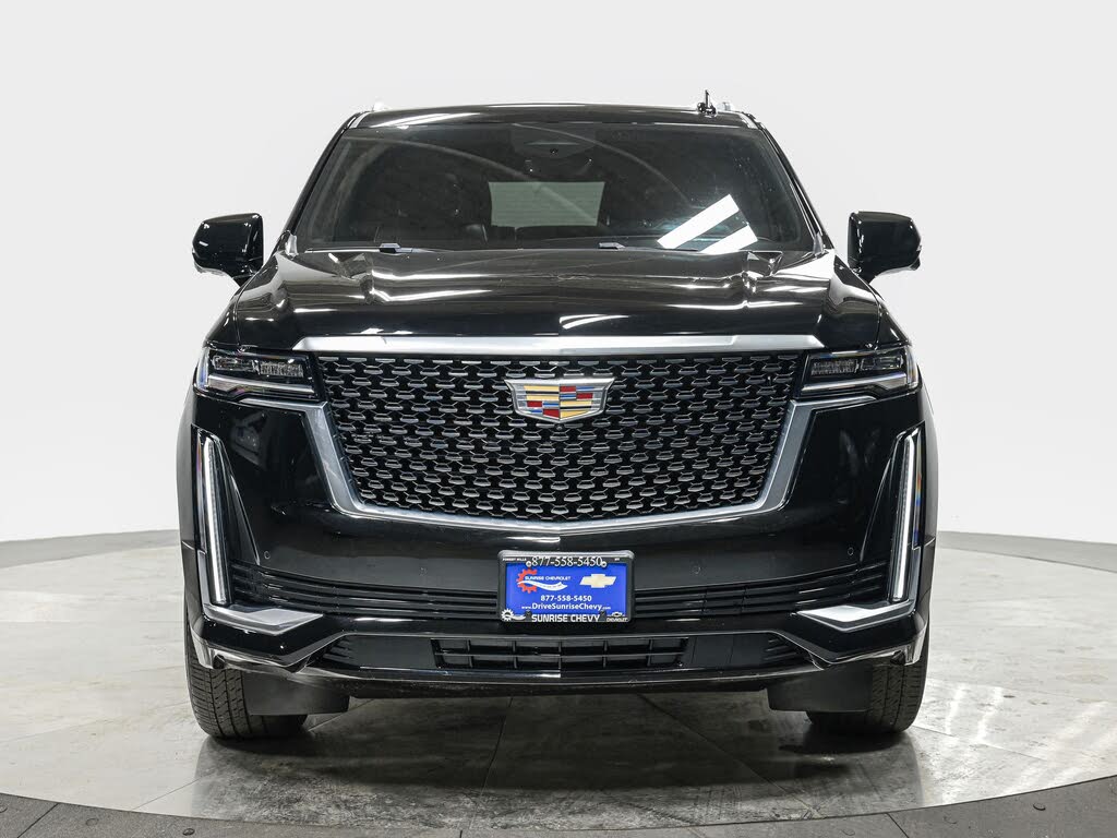 Explore the 2023 Cadillac Escalade Premium Luxury