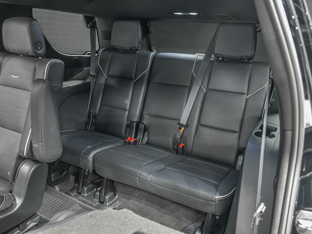 Explore the 2023 Cadillac Escalade Premium Luxury