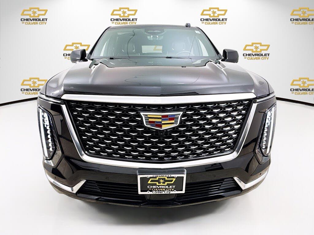 2025 Cadillac Escalade ESV with Premium Features