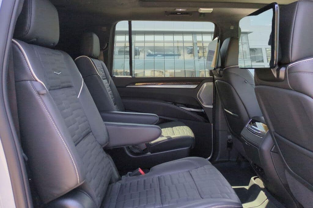 Explore the 2026 Cadillac Escalade ESV Platinum Sport
