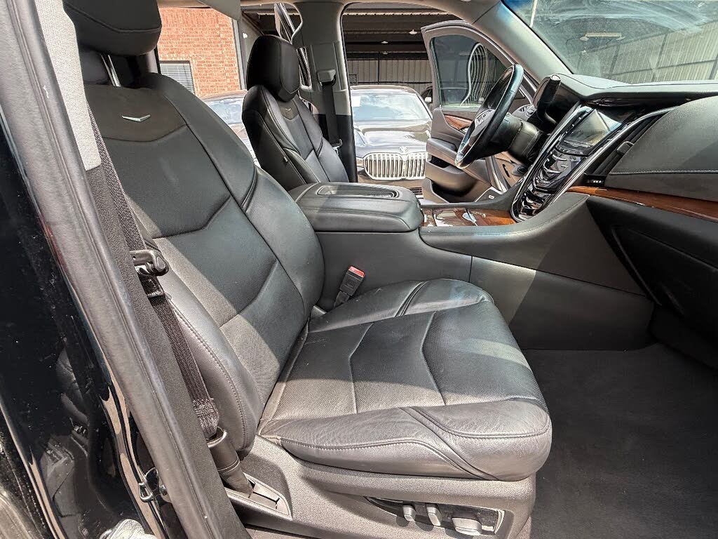 Premium Comfort and Performance in a 2019 Escalade