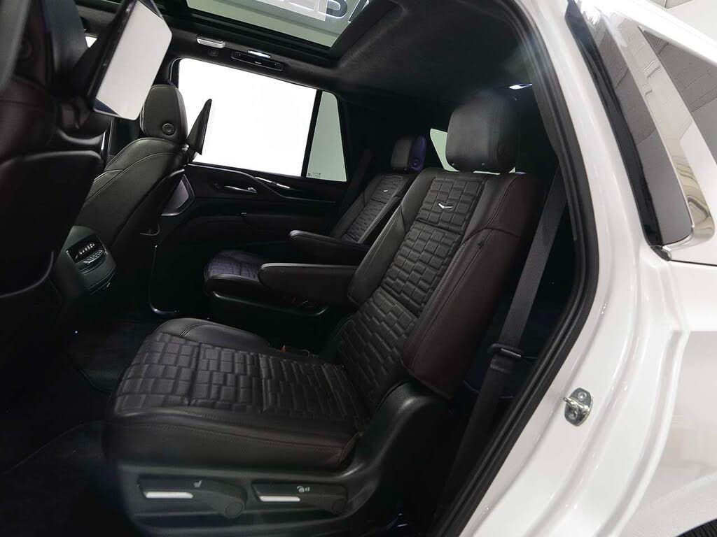 2023 Escalade 4WD Luxury SUV with Bold Power