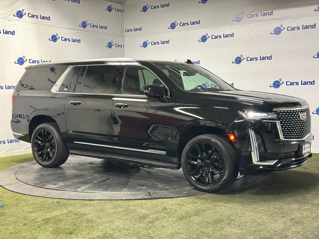 Luxury 2023 Cadillac Escalade ESV – Diesel Power SUV