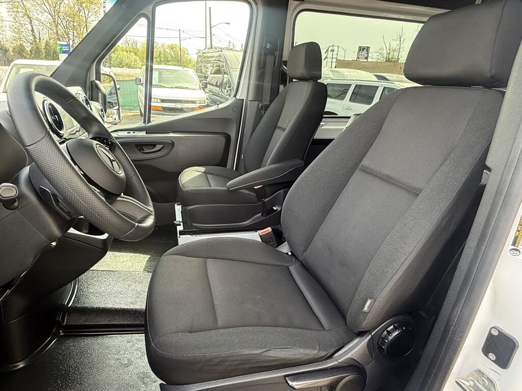2025 Mercedes-Benz Sprinter 2500 High Roof Van