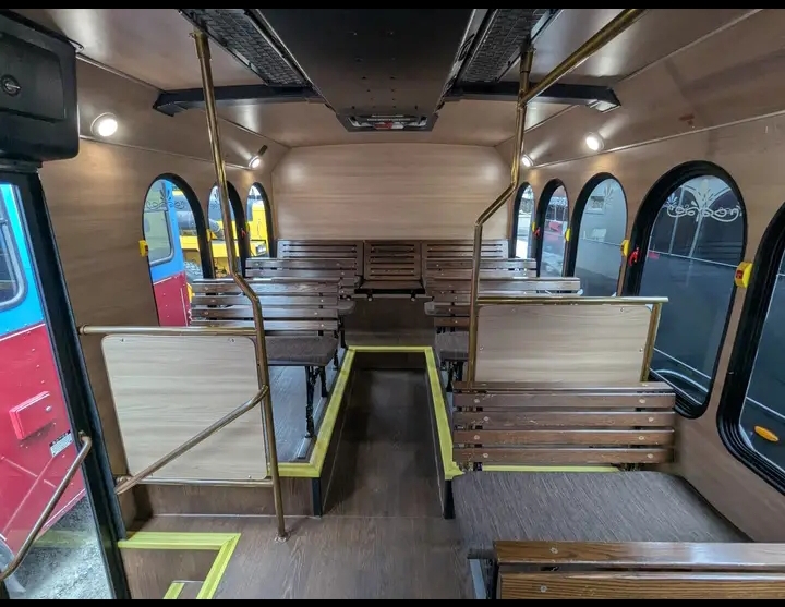 2017 Arboc Specialty Trolley