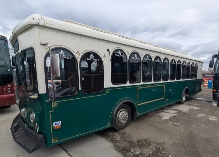 2017 Arboc Specialty Trolley