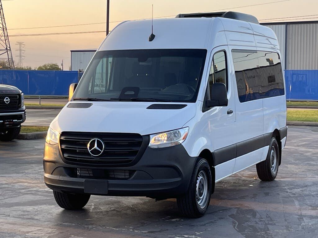 Premium 2025 Mercedes-Benz Sprinter 144 Passenger Van