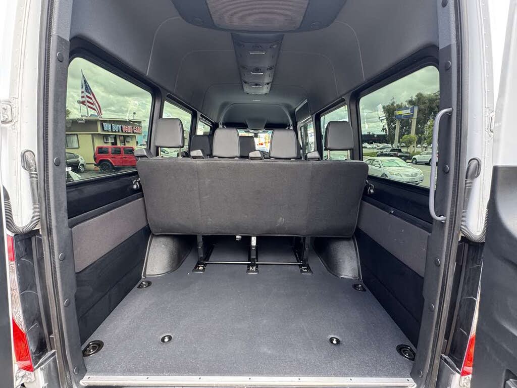 2025 Mercedes-Benz Sprinter Passanger Van