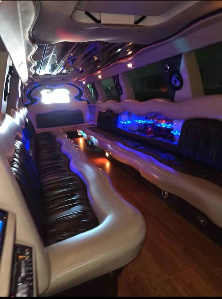 2007 Cadillac Escalade ESV Limousine