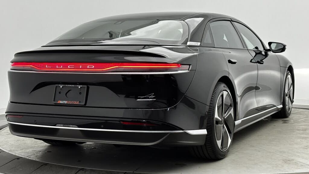 Explore the 2024 Lucid Air Touring AWD